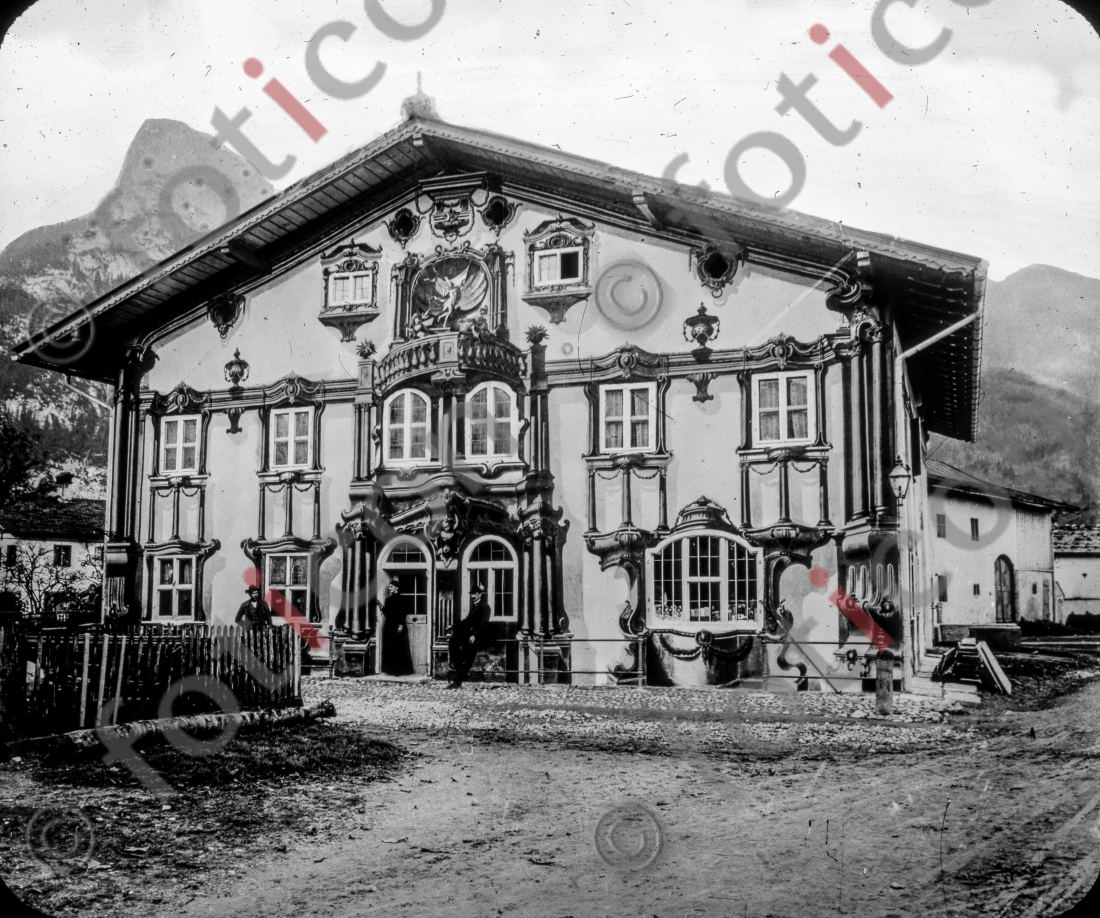 Pilatushaus, Frontseite  | Pilate House, front - Foto foticon-simon-105-024-sw.jpg | foticon.de - Bilddatenbank für Motive aus Geschichte und Kultur